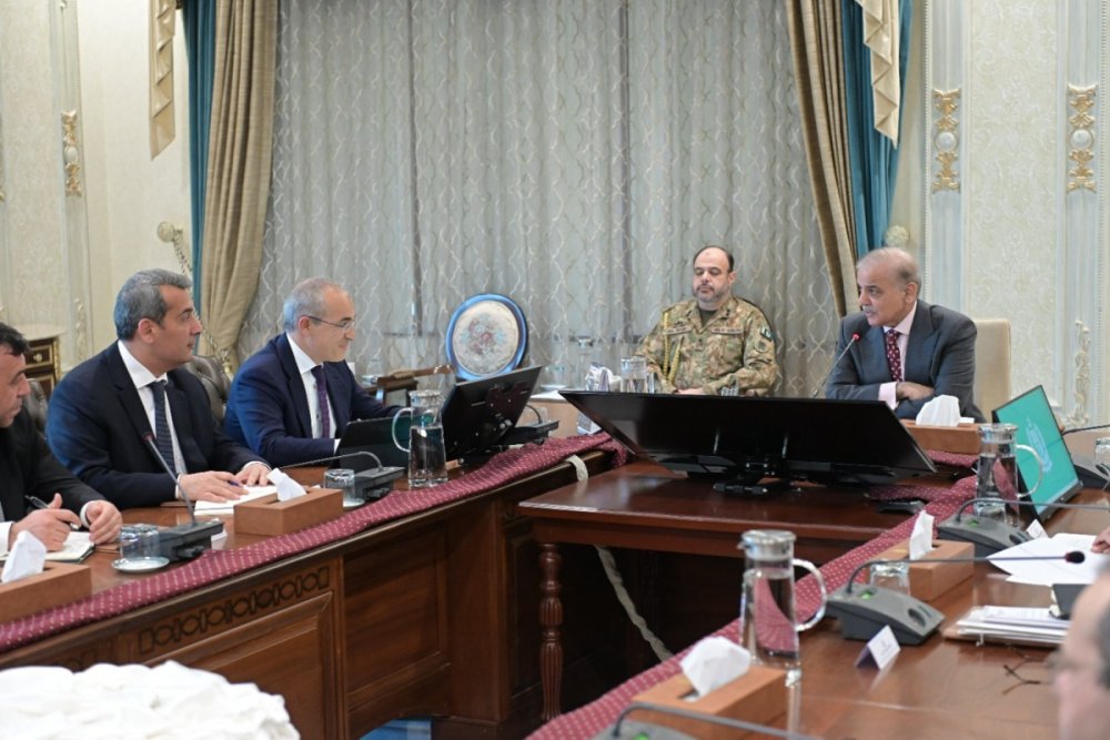 Mikayil Cabbarov Pakistanin Bas naziri ile gorusub