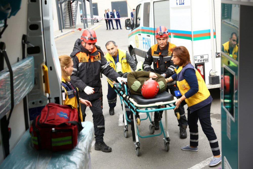 FHN "ASAN xidmet"de telim kecirib - VIDEO