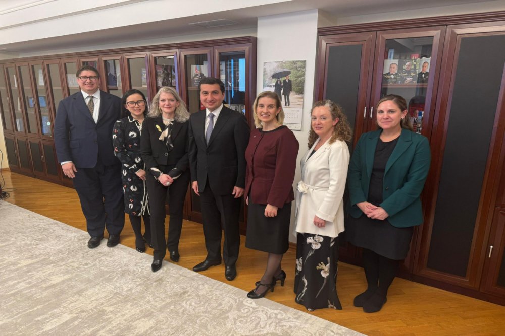 Hikmet Haciyev ve ABS Dovlet katibinin muavini Ermenistanla munasibetleri muzakire edib