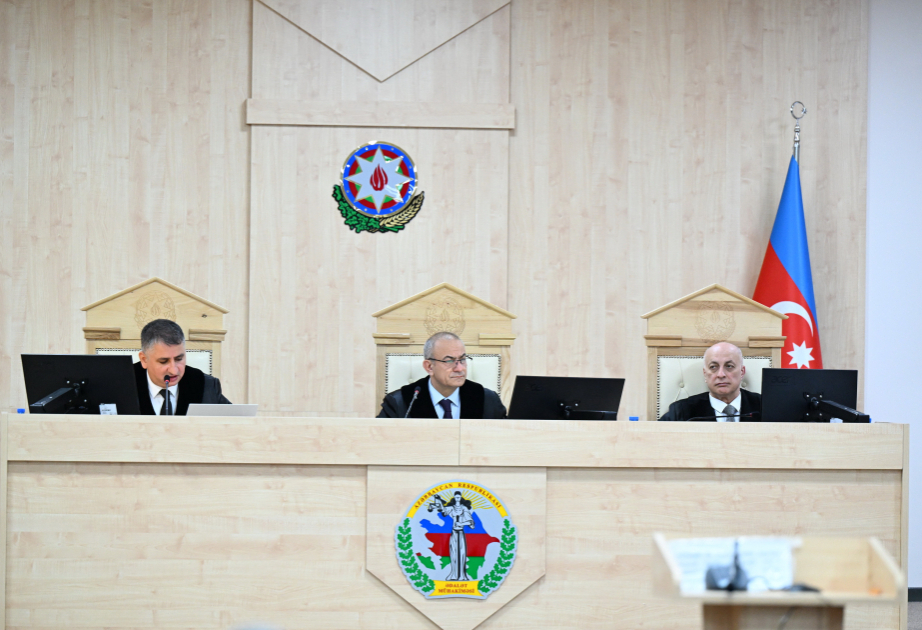 Levon Mnatsakanyan mehkemede son sozunu deyib, Arkadi Qukasyan son soz cixisina baslayib