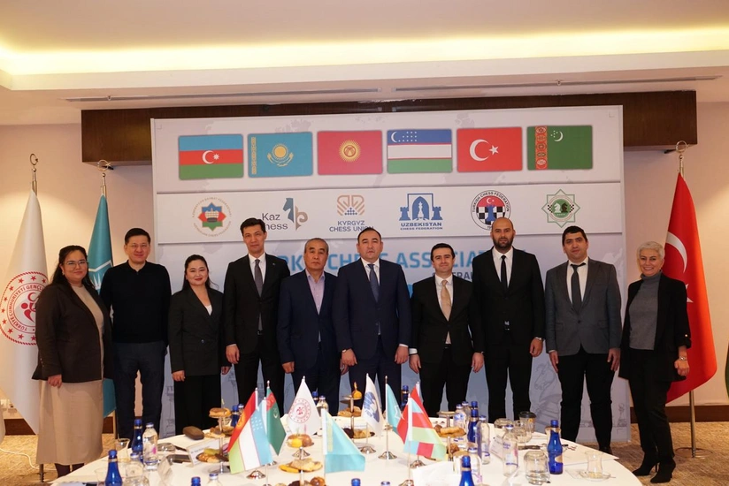 Turkdilli olkeler arasinda sahmat yarisinin teskilatciligi yuksek qiymetlendirilib