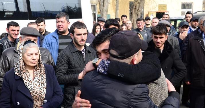 Bu kateqoriyalardan olan sexsler amnistiyaya dusecekler &mdash; RESMI/TAM SIYAHI