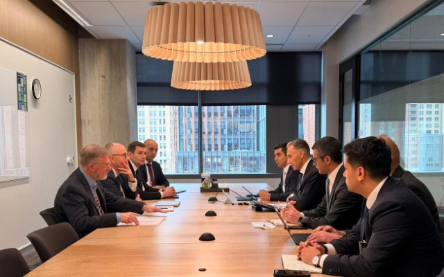 Resad Nebiyev “Amazon Web Services” sirketinin vitse-prezidenti ile gorusdu