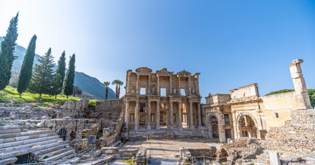 Turkiyede menevi Milad tecrubesi- FOTOLAR