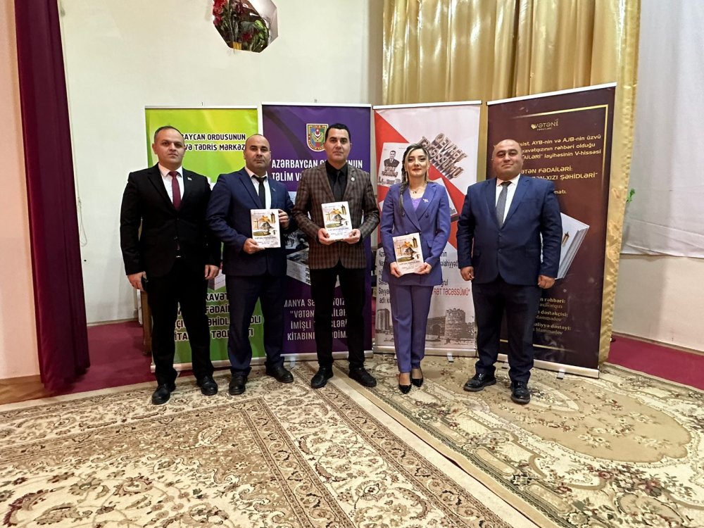 &ldquo;Veten Fedaileri&rdquo; layihesi cercivesinde sehidlerimize hesr olunan&nbsp; kitabin teqdimati kecirilib -FOTOLAR