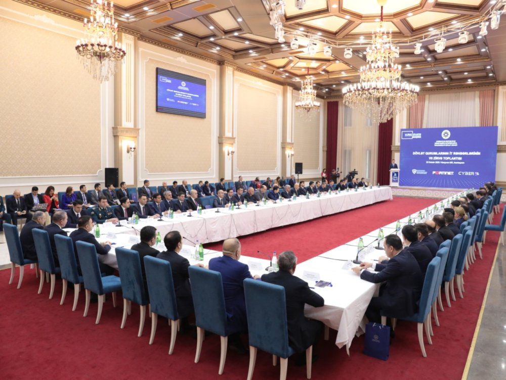 Naxcivanda &ldquo;Dovlet qurumlarinin IT rehberlerinin VII Zirve Toplantisi&rdquo; kecirilib -&nbsp;FOTOLAR
