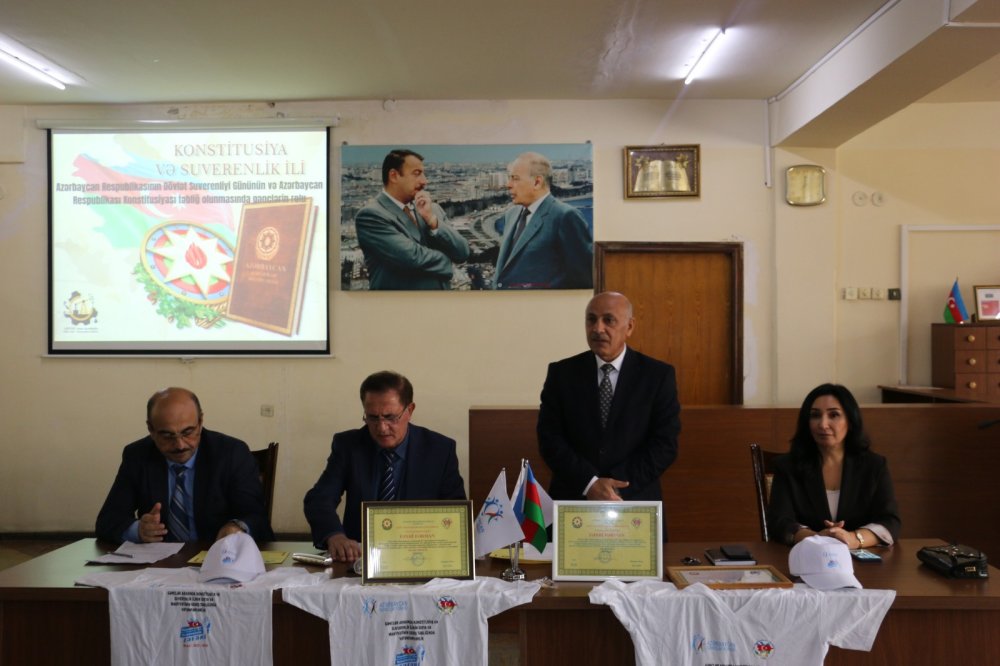 Genc Vetenperverler &ldquo;Ictimai Birliyi&rdquo;  &ldquo;Konstitusiya ve Suverenlik Ili&rdquo; elan edilmesi ile elaqedar tedbir kecirilib