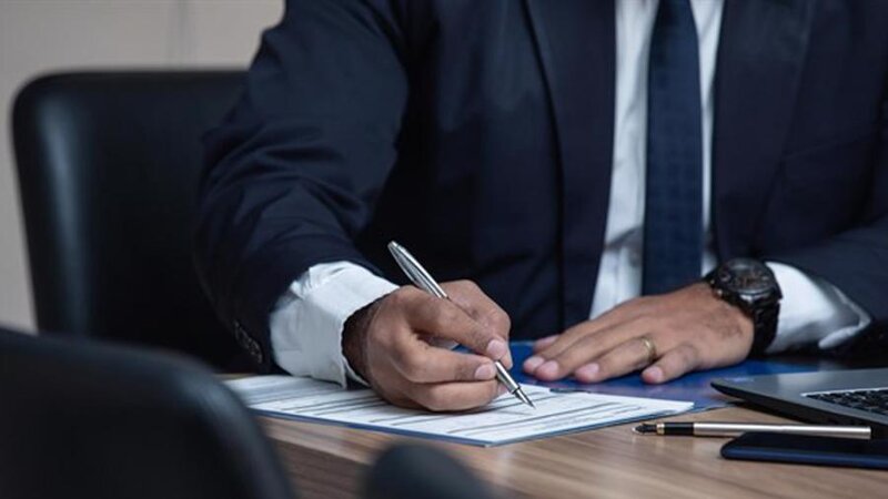 &ldquo;Dovlet qulluqcusu haqqinda&rdquo; qanuna deyisiklikler teklif olunur