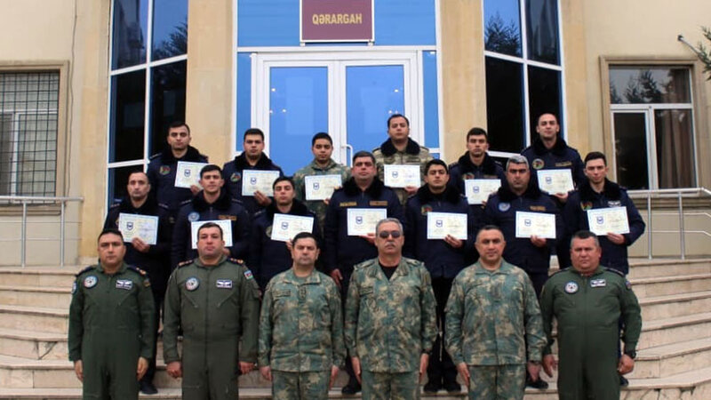 Herbi Hava Quvvelerinin Telim ve Tedris Merkezinde novbeti buraxilis merasimi kecirilib