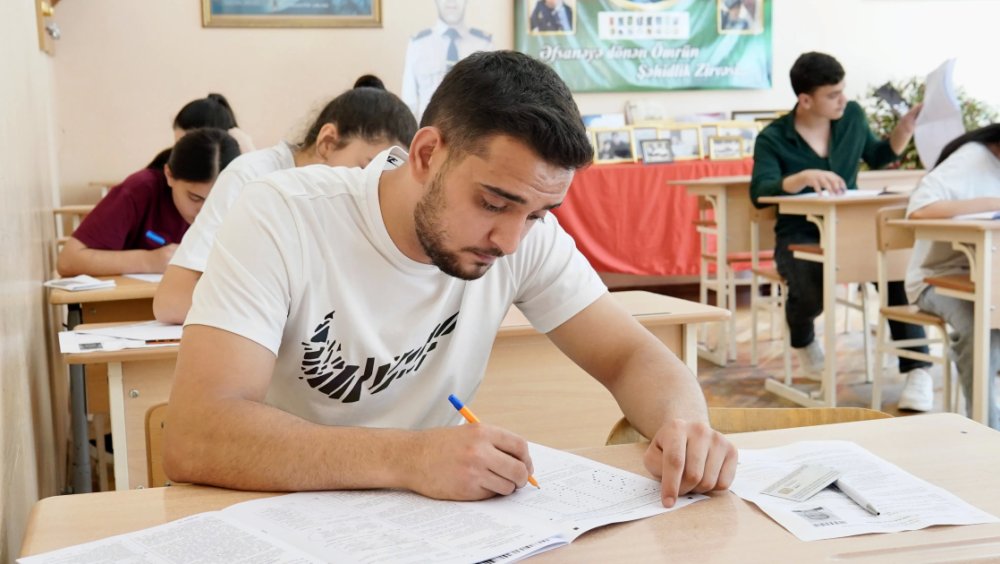 Magistraturaya sened qebulu elan edildi