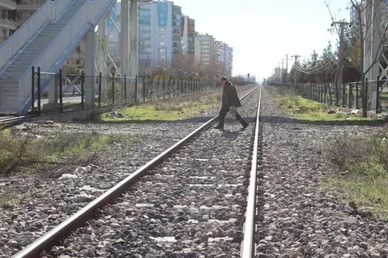 Demir yolunda toqqusma neticesinde 8 nefer heyatini itirib -&nbsp;VIDEO