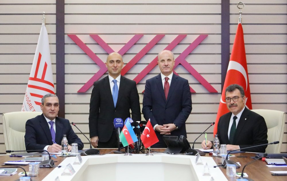 Qarabag ve Istanbul Texniki universitetleri arasinda Anlasma Memorandumu imzalandi