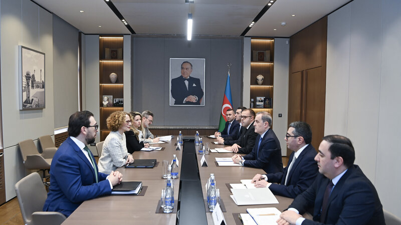 Ceyhun Bayramov NATO Bas katibinin muavini ile gorusdu