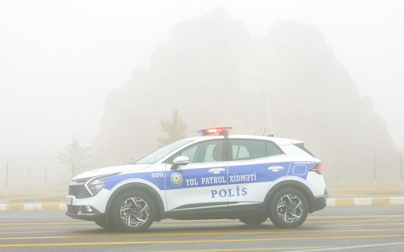 Yol polisi hava ile bagli suruculere muraciet etdi