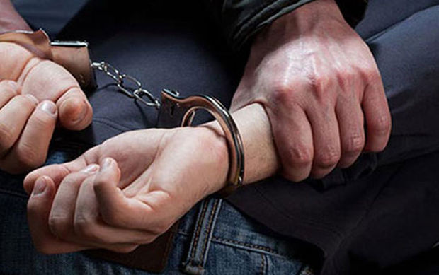 2 eded mobil telefon ogurladilar - Saxlanildilar