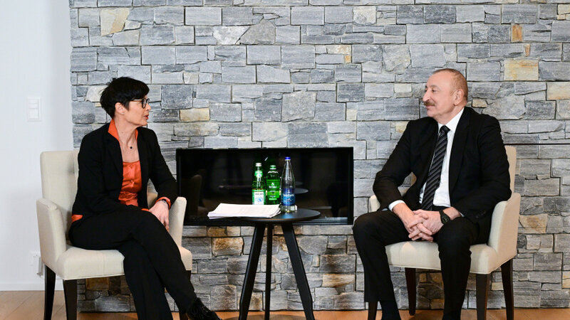 Marta Kos ve Ilham Eliyev Ermenistanla sulh prosesini muzakire edibler