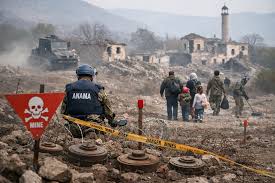 Boyuk Qayidisin qarsisindaki esas manee: Mina terroru