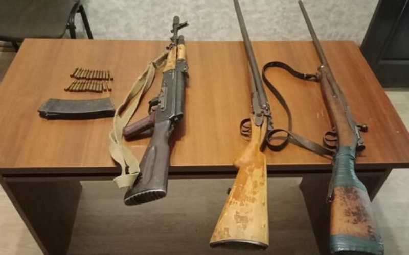 Qanunsuz silah-sursat askarlandi