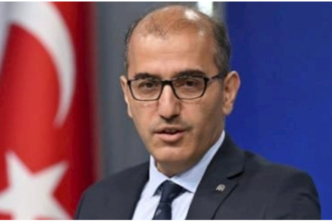 Beynelxalq media Turkiyede zelzele sonrasi berpa islerini izleyecek